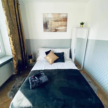 Clicktheflat Plac Bankowy Apartman Varsó